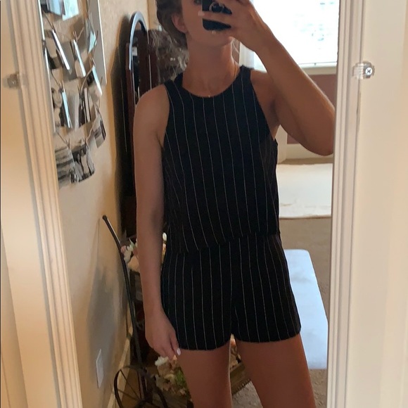Striped romper - Picture 2 of 3
